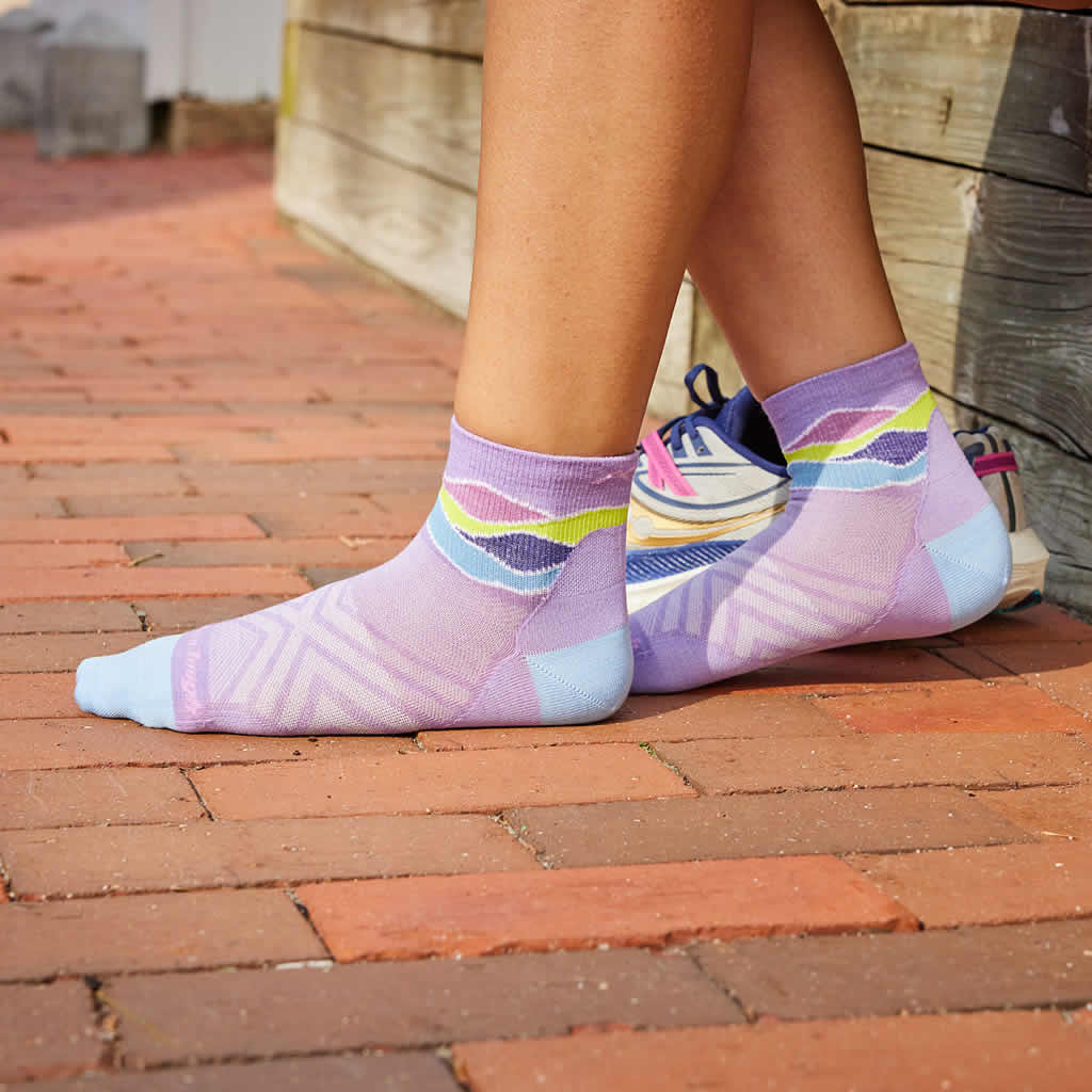 Women's Run 1/4 Ultra-Lightweight Socks - Image 6