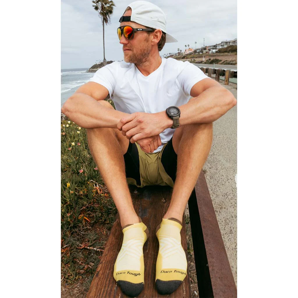 Men's Run No Show Tab Ultra-Lightweight Cushion Socks - Image 6