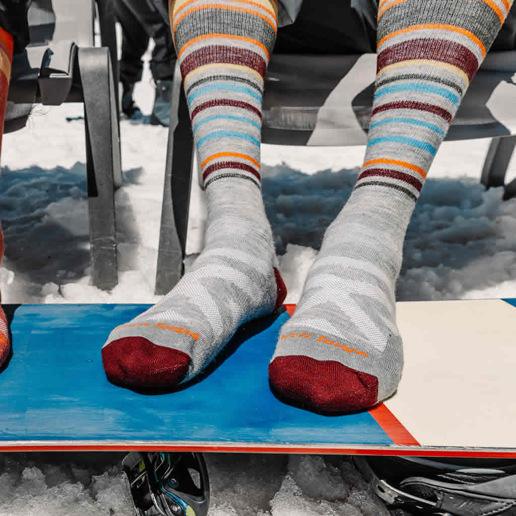Men's Snowpack Over-the-Calf Midweight Cushion Ski and Snowboard Sock - Image 6