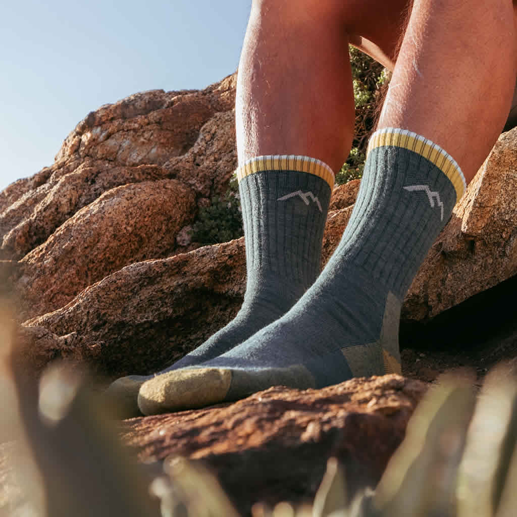 Men's Hiker Micro Crew Midweight Cushion Sock - Image 12