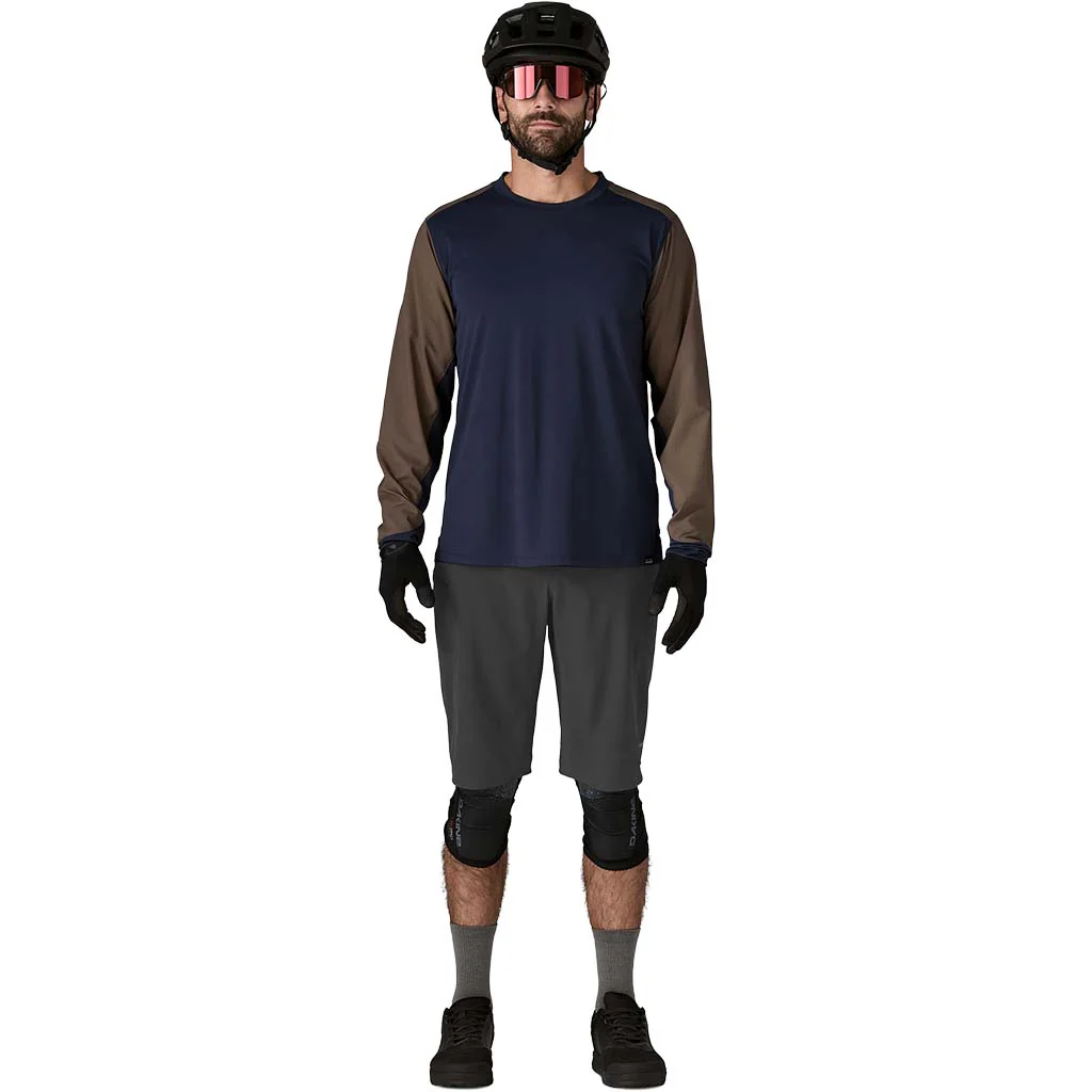 Men's Dirt Roamer Bike Shorts - Image 3
