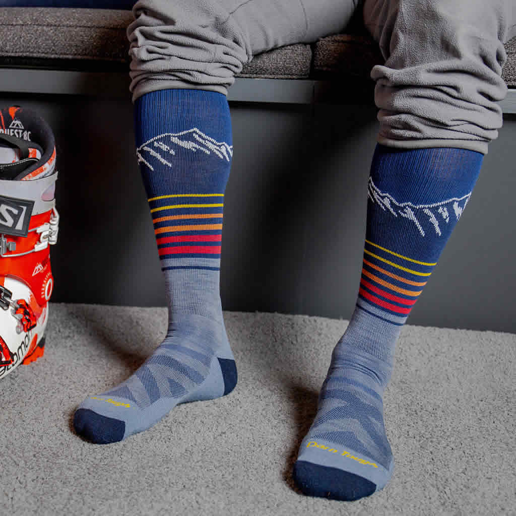 Men's Steep Lines Over-the-Calf Lightweight Ski and Snowboard Socks - Image 4