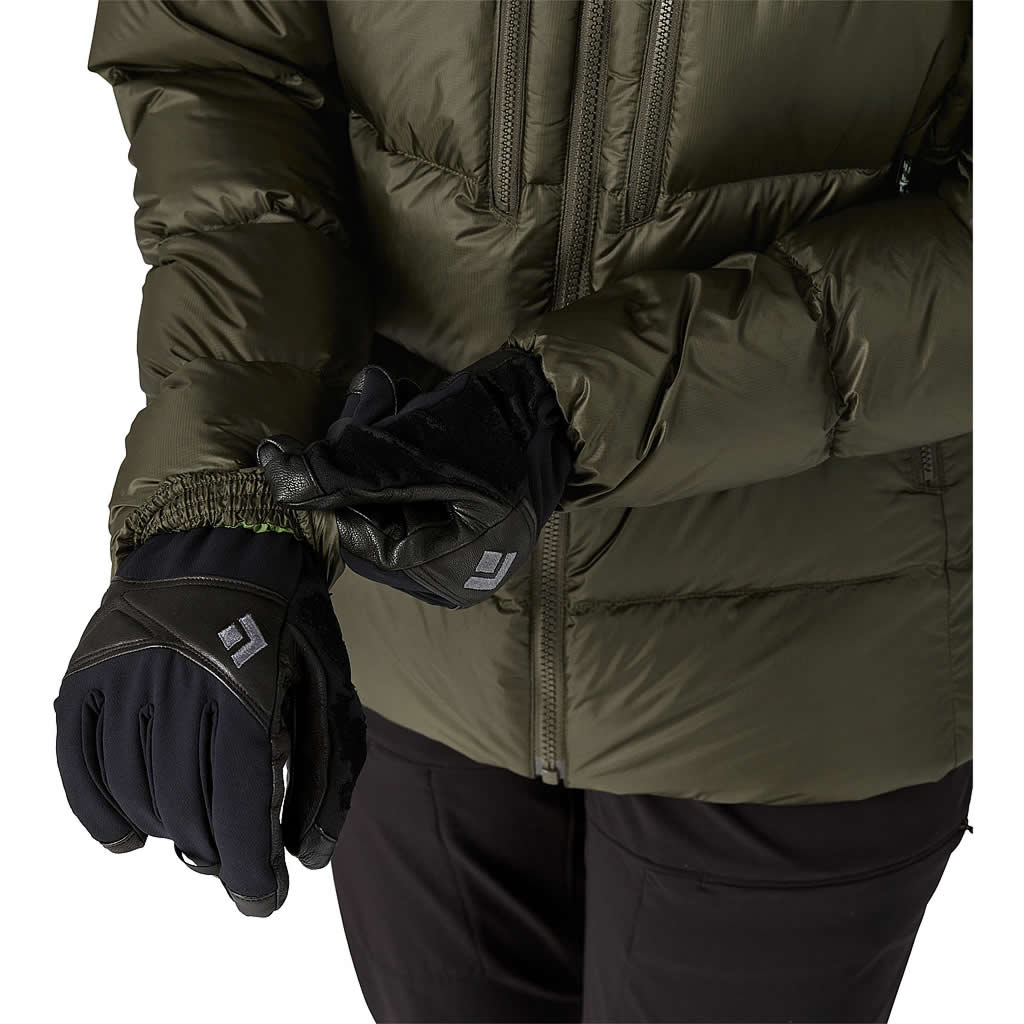 Women's Fitz Roy Down Hoody - Image 29