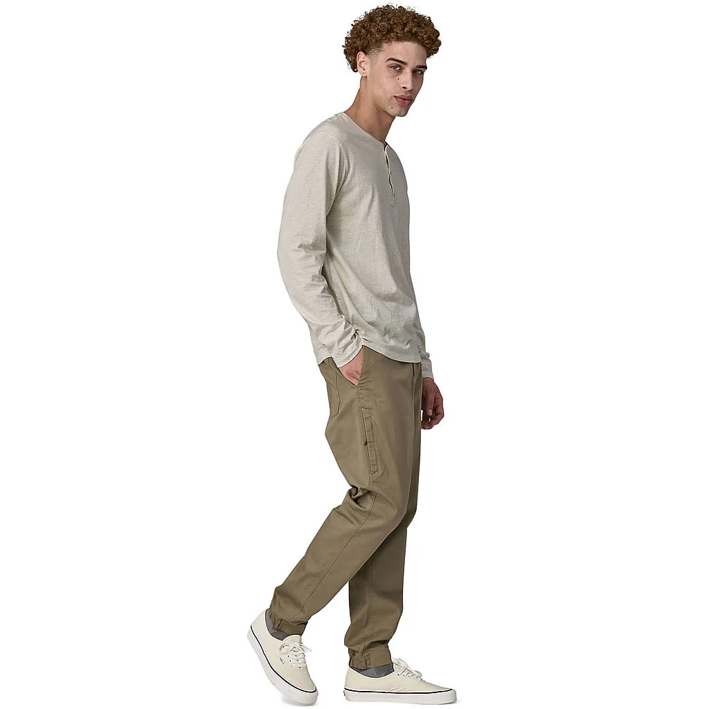 Men's Long-Sleeved Daily Henley - Image 7