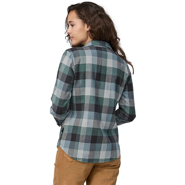 Women's Long-Sleeved Organic Cotton Midweight Fjord Flannel Shirt - Image 4