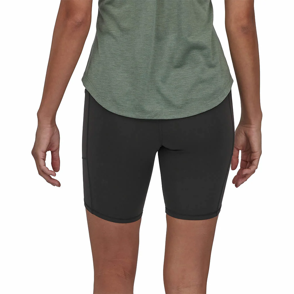 Women's Maipo Shorts 8" - Image 4