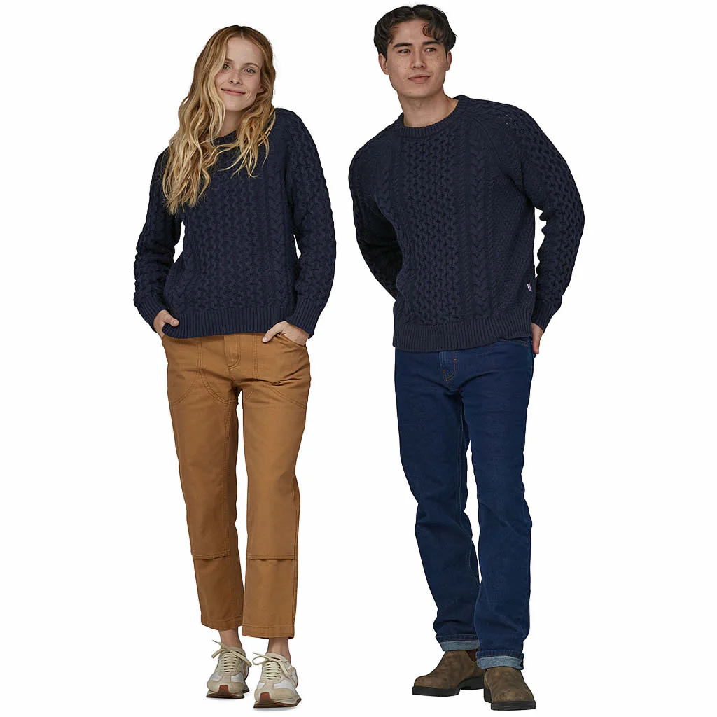 Recycled Wool-Blend Cable Knit Crewneck Sweater - Image 9