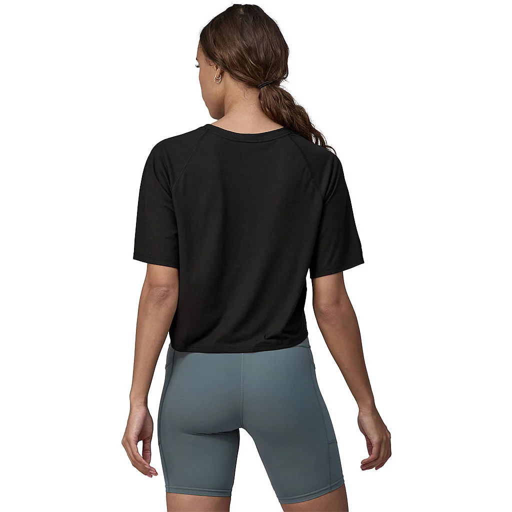 Women's Short-Sleeved Capilene Cool Trail Cropped Shirt - Image 4